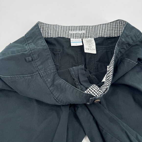 Columbia Women's Black Casual Shorts‎ Size 14 Outdoor Hiking Utility Gorpcore - Picture 8 of 12